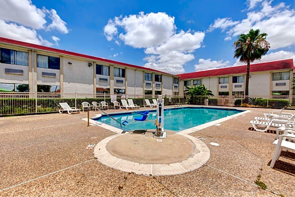 Motel 6 Houston Hobby