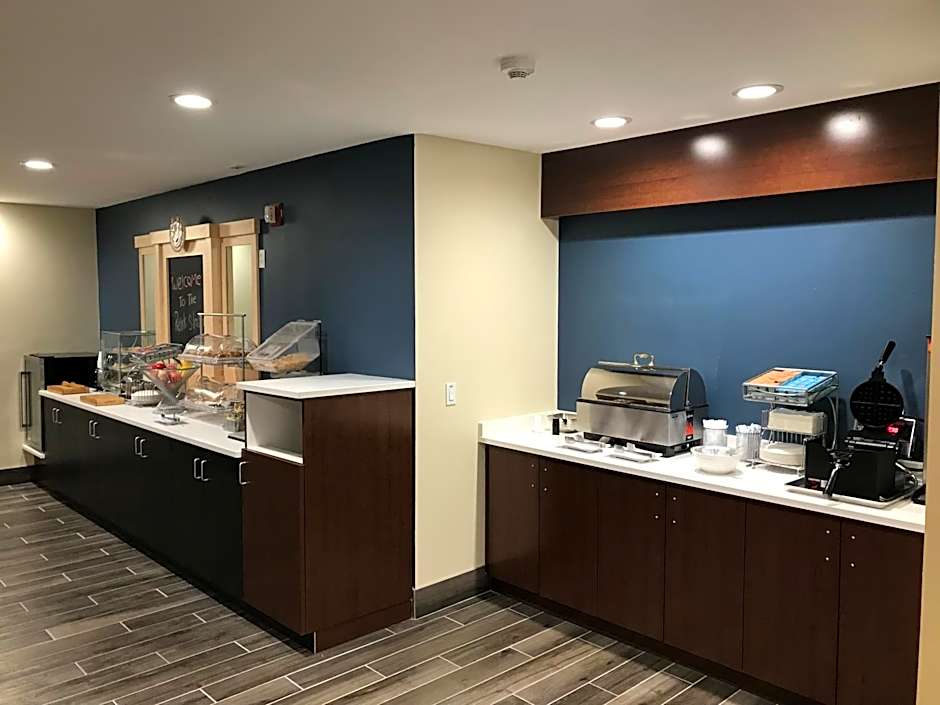 AmericInn by Wyndham Jefferson