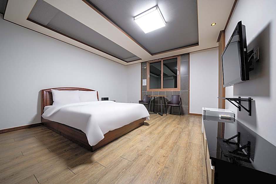 A1 Hotel
