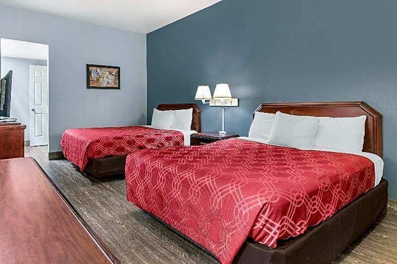 Econo Lodge Junction