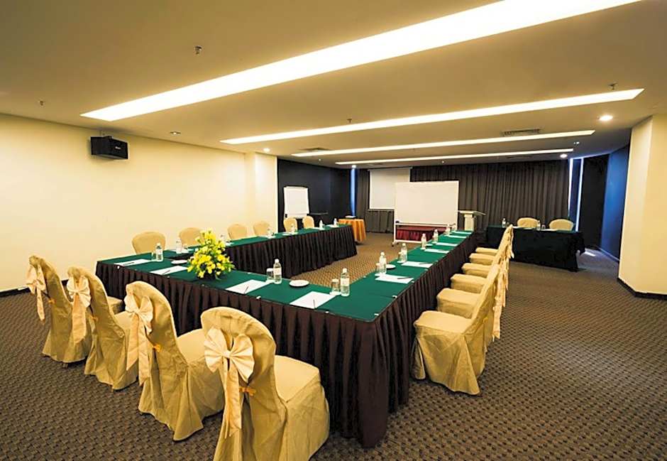Kingston Hotel 15 - Tower Regency, Ipoh