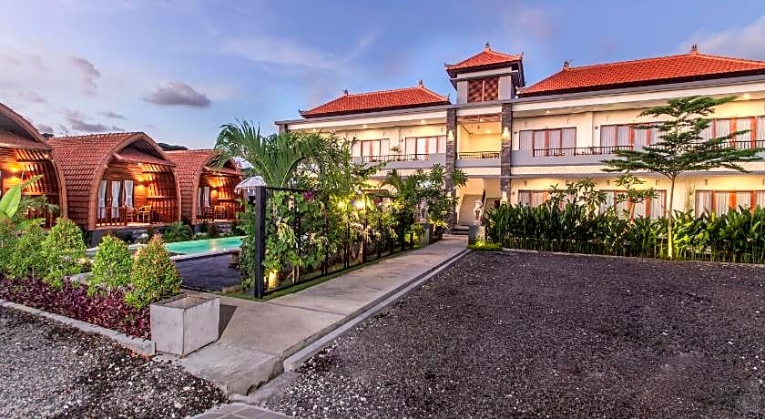 Mailaku House