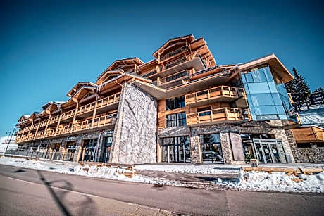 Sky La Rosière by Alpapart