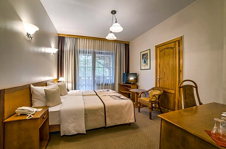 Hotel Nosalowy Dwór