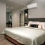 Elizabeth Queen Luxury Rooms