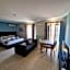 D Townhouse Boutique Suites
