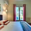 Hotel Le Blason de Provence
