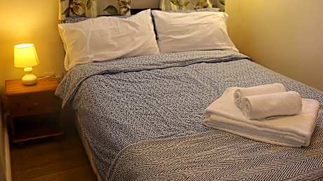 Double Room with Ensuite Bathroom