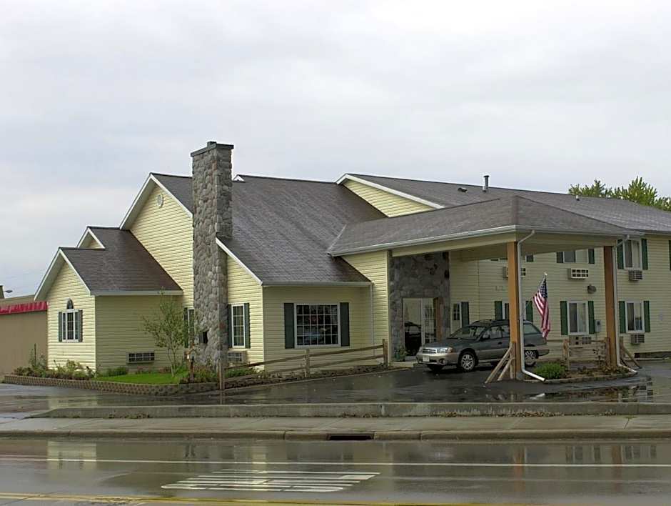 Super 8 by Wyndham Berlin WI