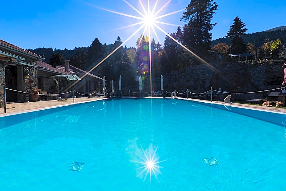 Montanema Handmade Village