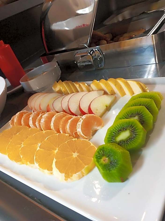 YOUR HOUSE Apart Otel