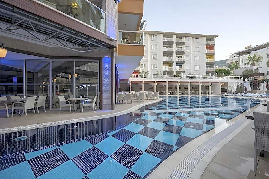 Tac Premier Hotel & Spa