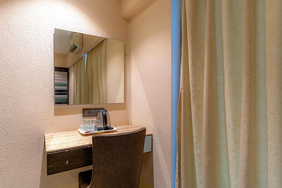 Treebo Supreme Grande