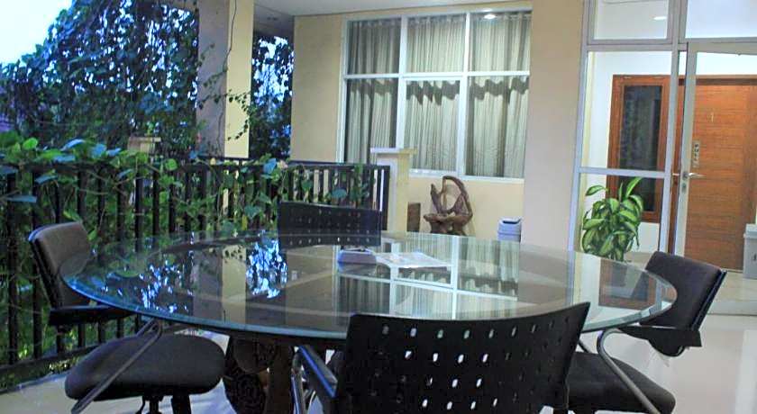 Ragunan Residence Syaridin Mitra RedDoorz