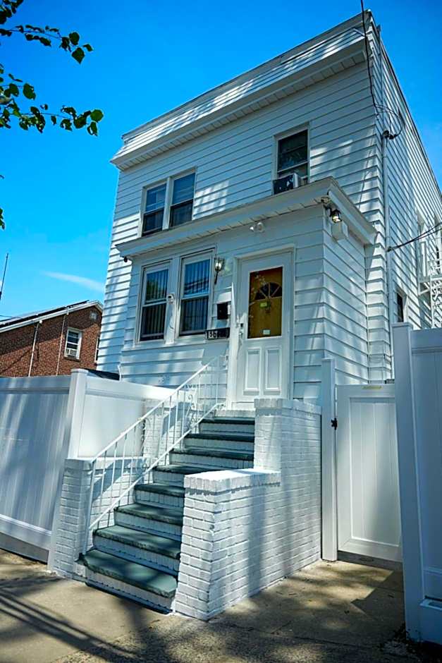 Divine Villa Guest House Harper Ave EWR AIRPORT PENN STATION NY NJ