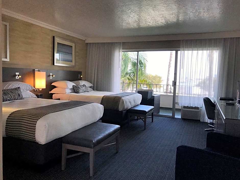 West Beach Inn, a Coast Hotel