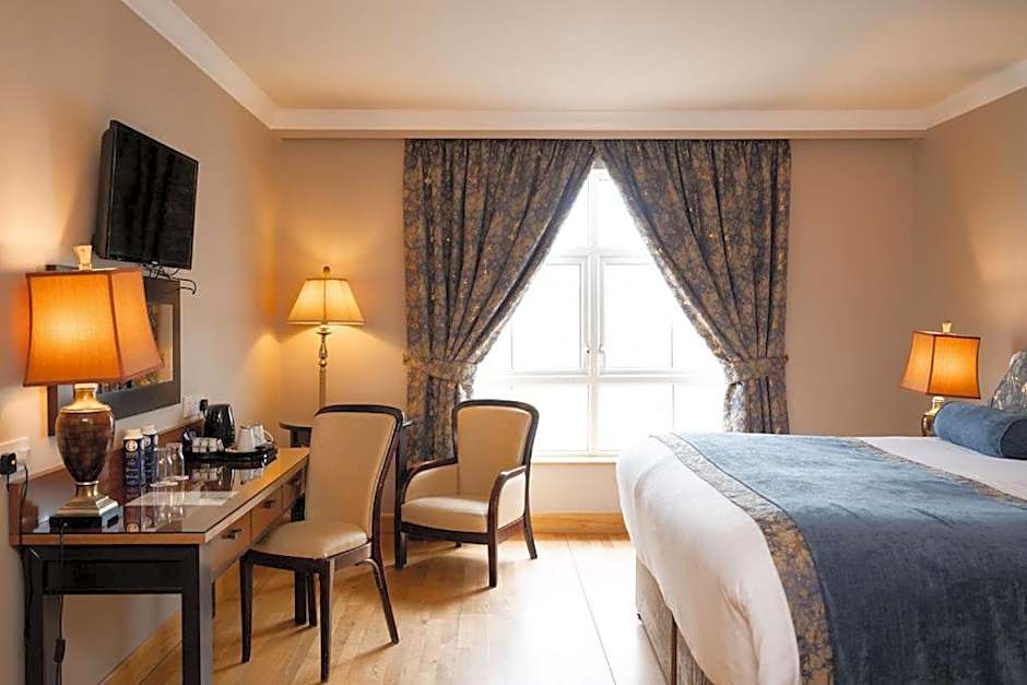 The Villa Rose Hotel & V-Spa