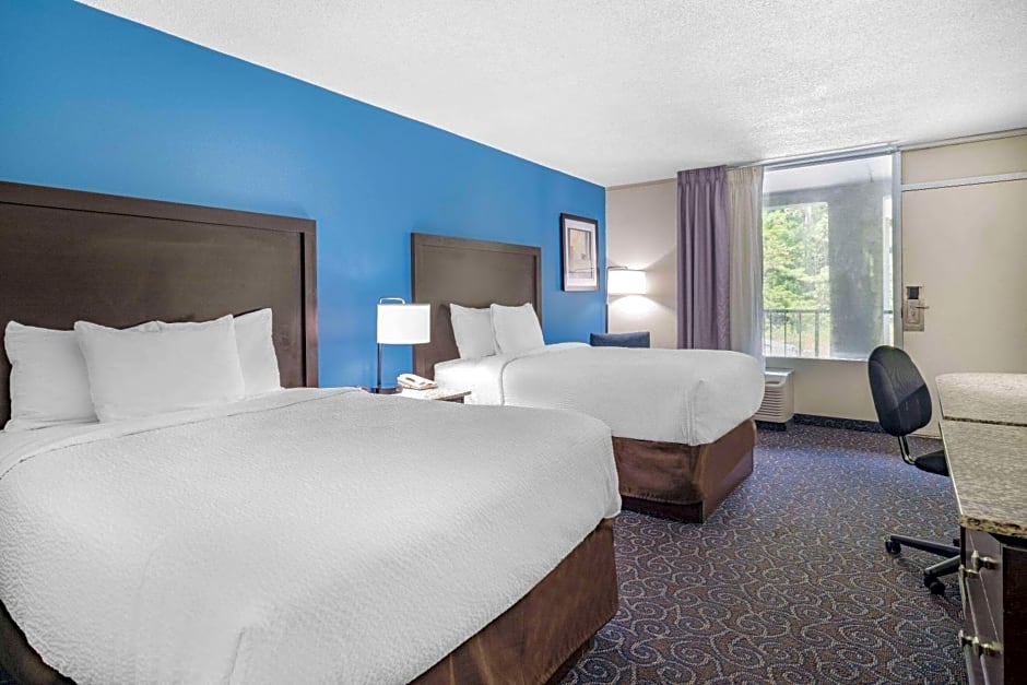 Day Inn and Suites by Wyndham Oxford