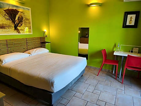 Classic Double Room
