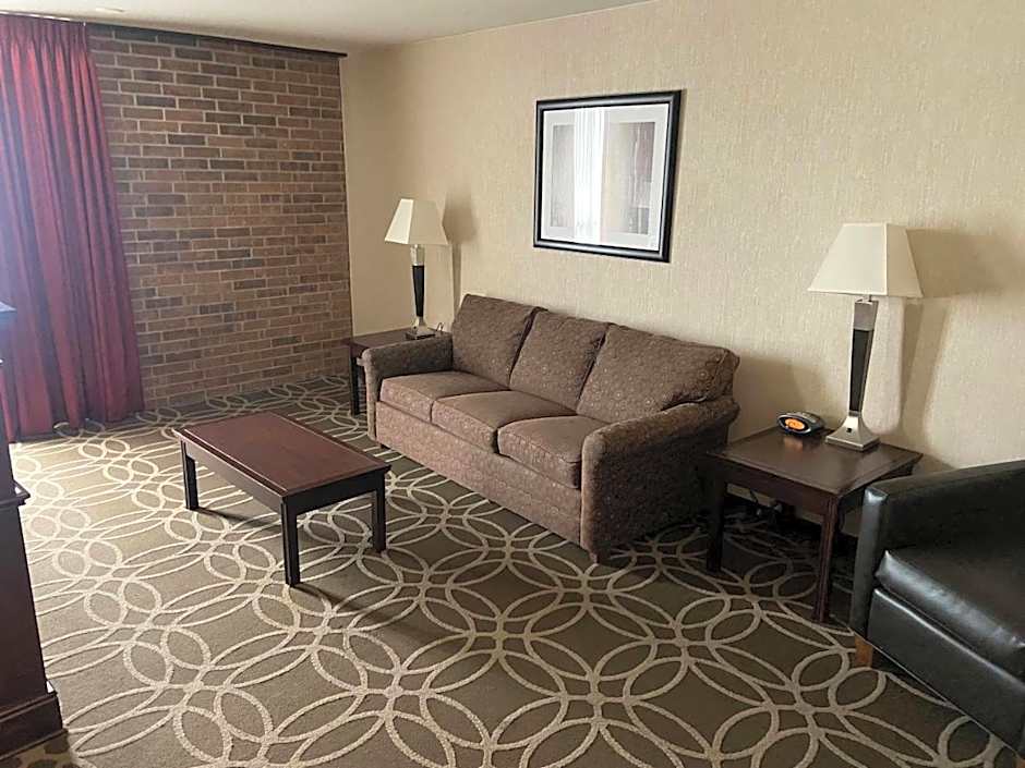 Hotel Lotus Kansas City Merriam