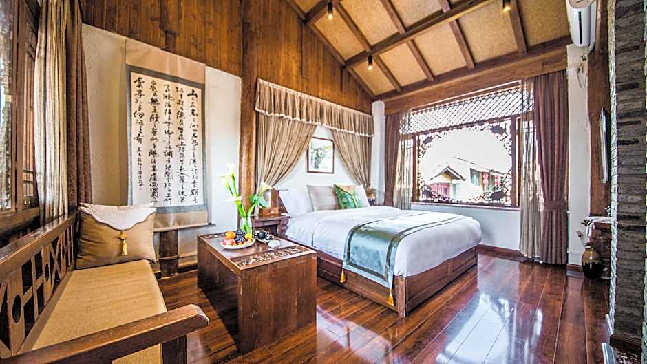 Floral Hotel· Fantu