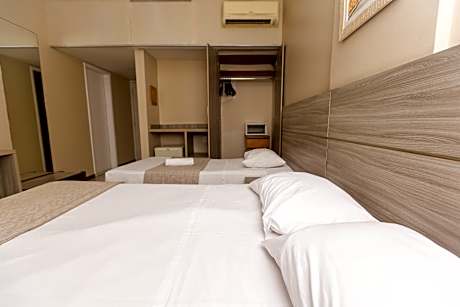 TRIPLE ROOM COUPLE + SINGLE