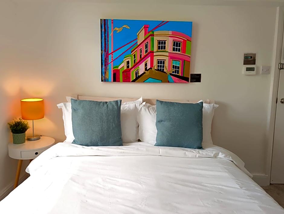 Upper Rock Brighton – Guest House