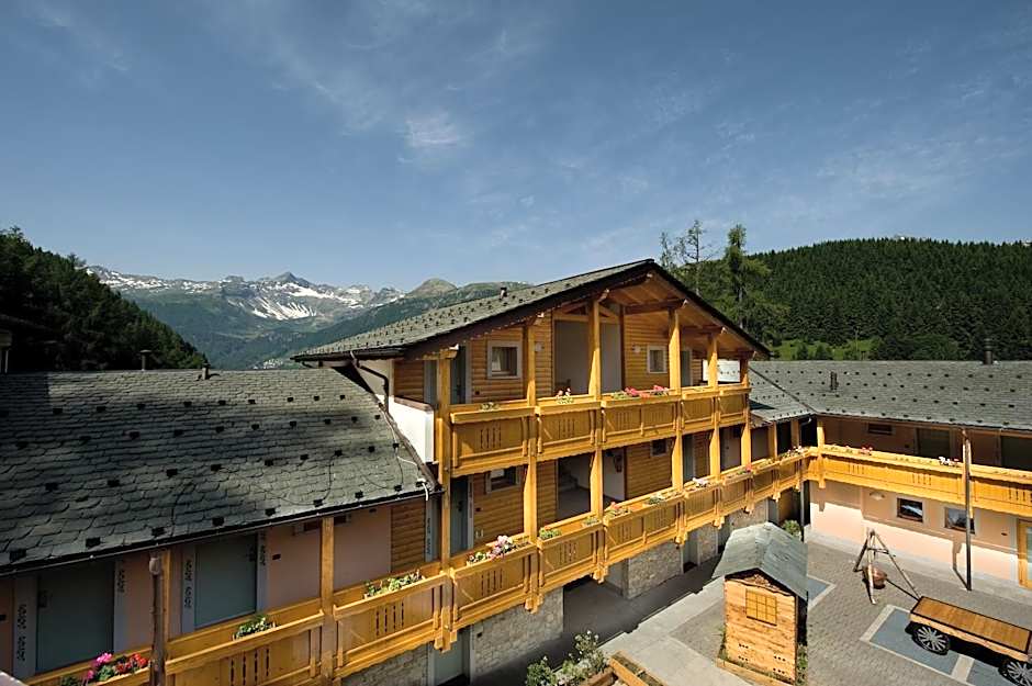 Boscone Suite Hotel