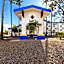Days Inn & Suites by Wyndham Mesa Near Phoenix