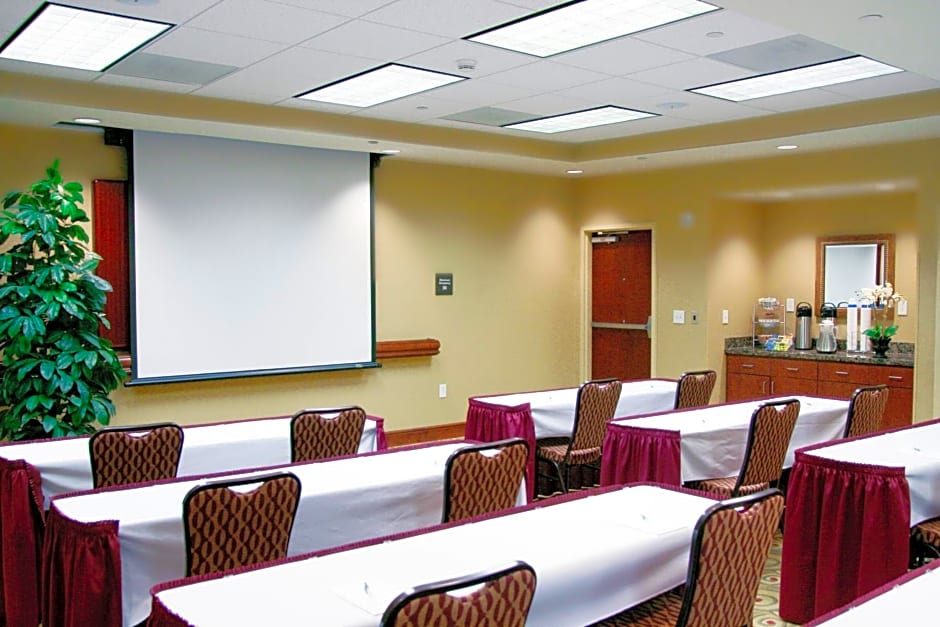 Hampton Inn and Suites Fredericksburg