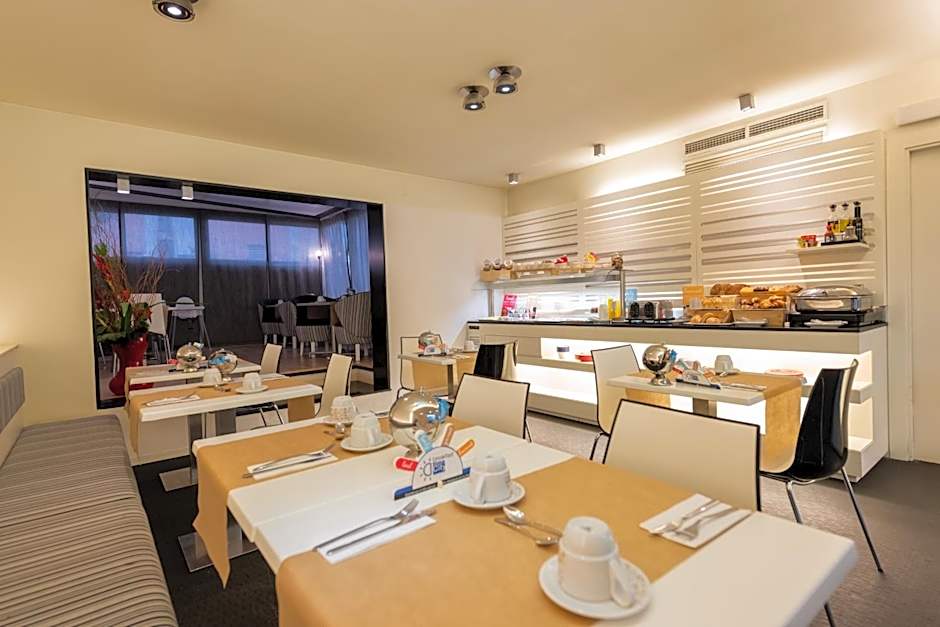 Atenea Rekord Suites