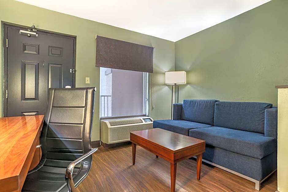 Quality Inn & Suites near Panama City Beach