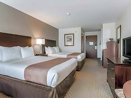 2 Queen Beds, Nonsmoking, Accessible