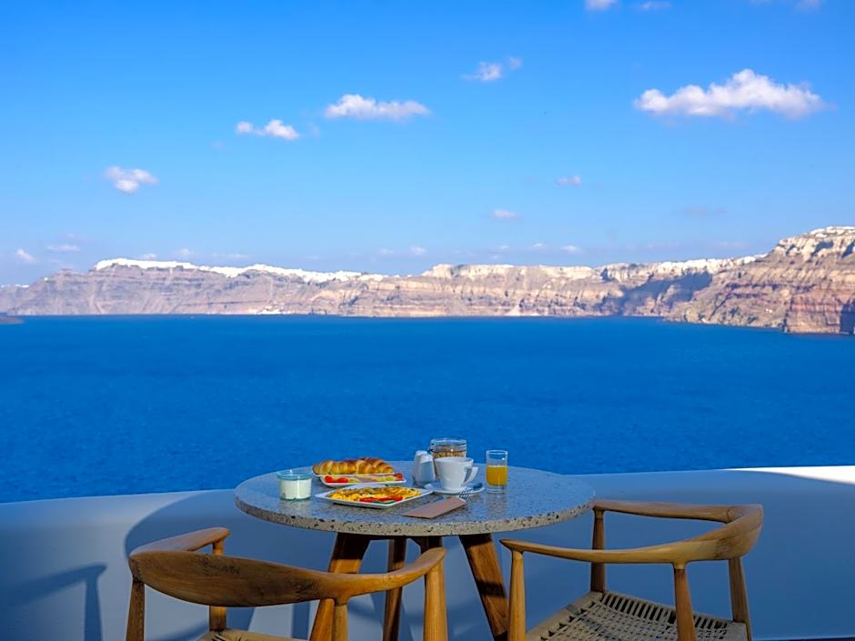 Neptune Luxury Suites