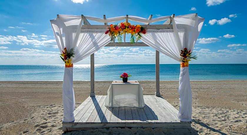 Viva Fortuna Beach by Wyndham, A Trademark All Inclusive