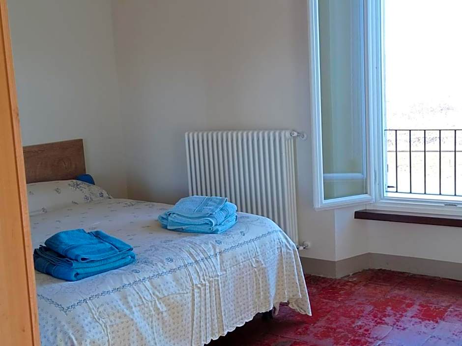 Rifugio escursionistico ex-scuola Grassi, Bubbio