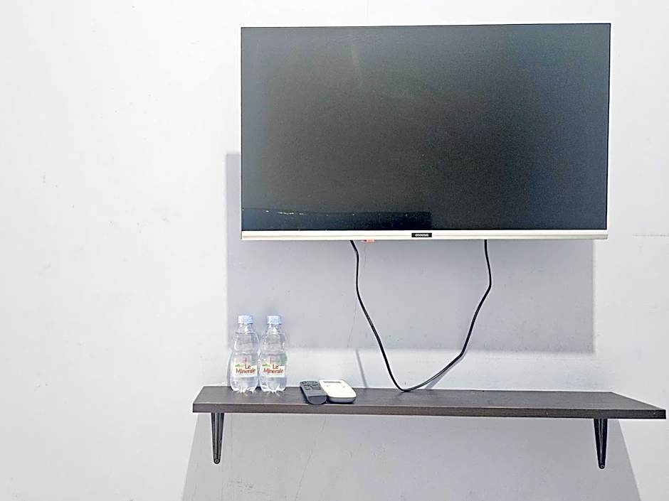 Homestay Sido Joyo near Sunrise Mall Mitra RedDoorz