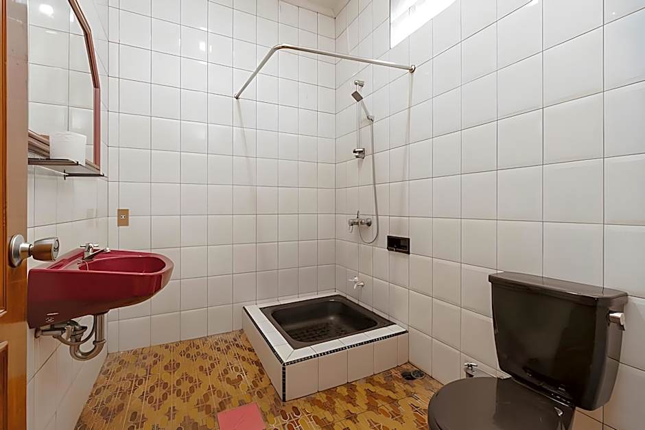 RedDoorz near Transmart Pangkal Pinang