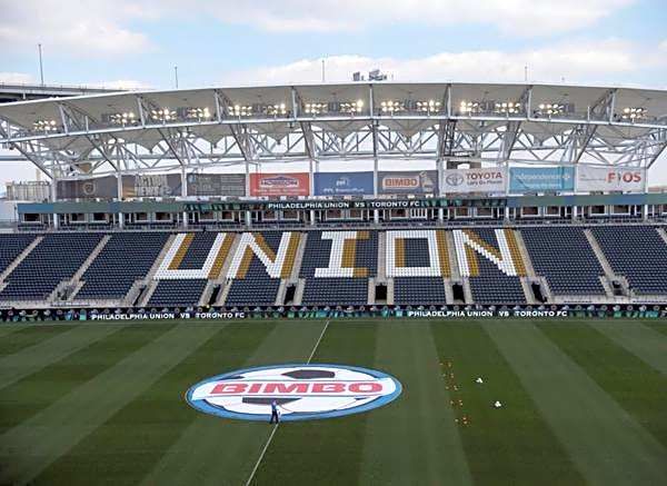 Airport Waterfront Inn