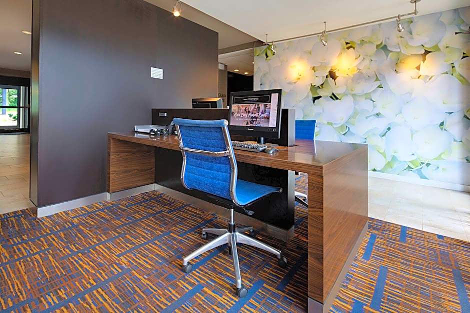 Courtyard by Marriott Atlanta Windy Hill/Ballpark