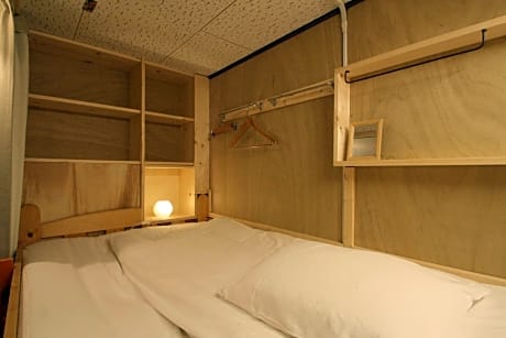 Bed in 4-Bed Mixed Dormitory Room