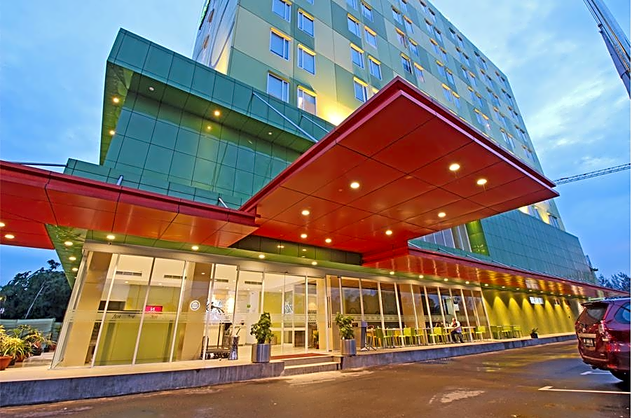 Zest Hotel Harbour Bay Batam