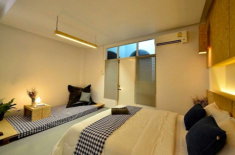 Hugger Guest House