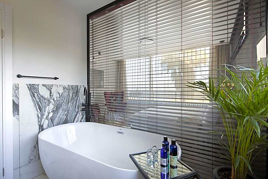 Urbanica Carmel- Apartments