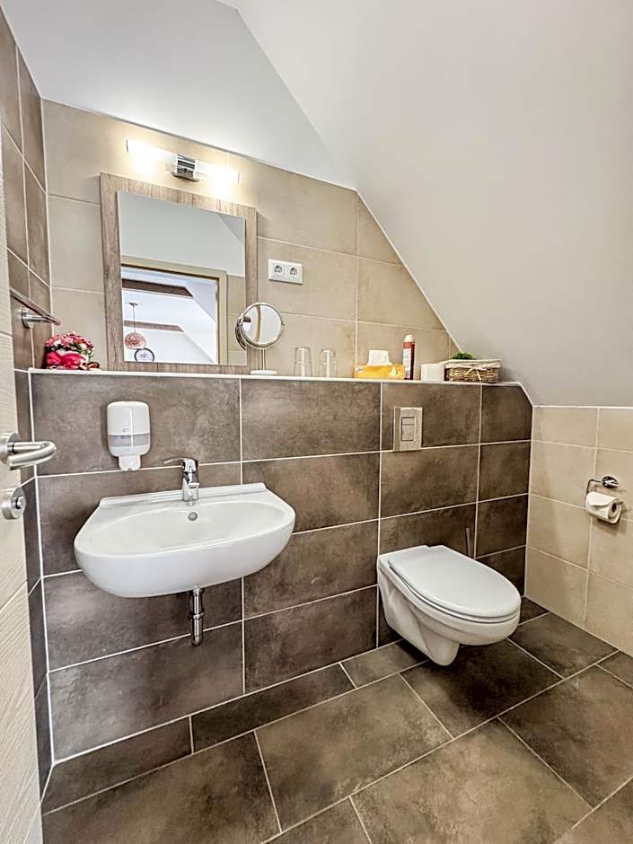 Dreko Panzió & Borbisztró