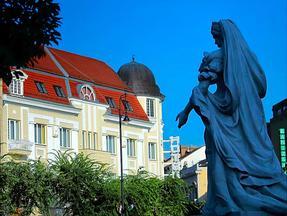 Hotel Centrál