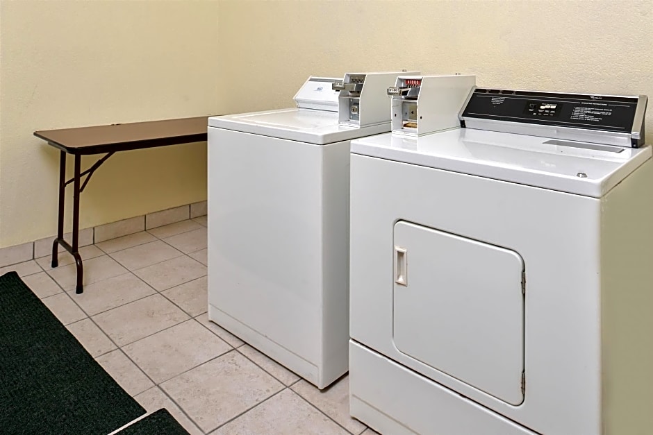 Americas Best Value Inn Houston at FM 1960 & I-45