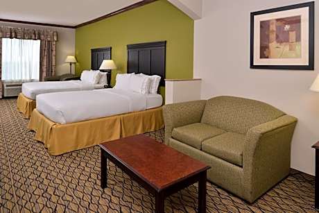Suite with Two Queen Beds