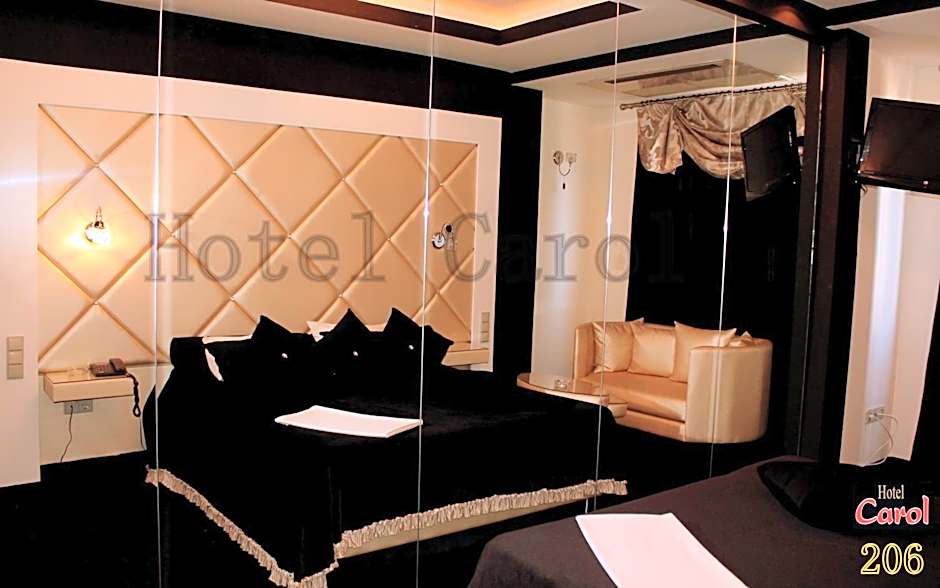 Carol Hotel