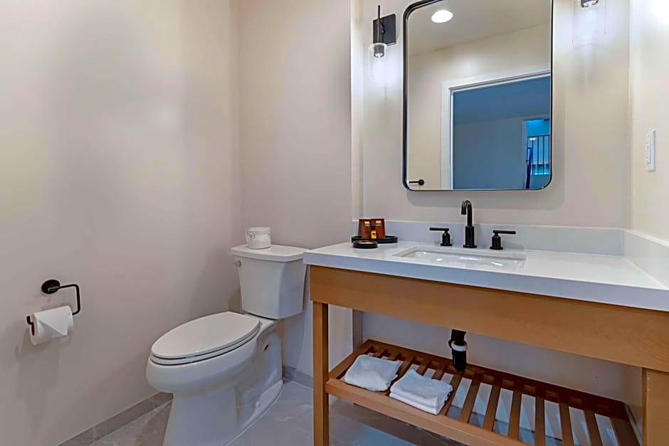 Best Western Plus Inn At The Vines